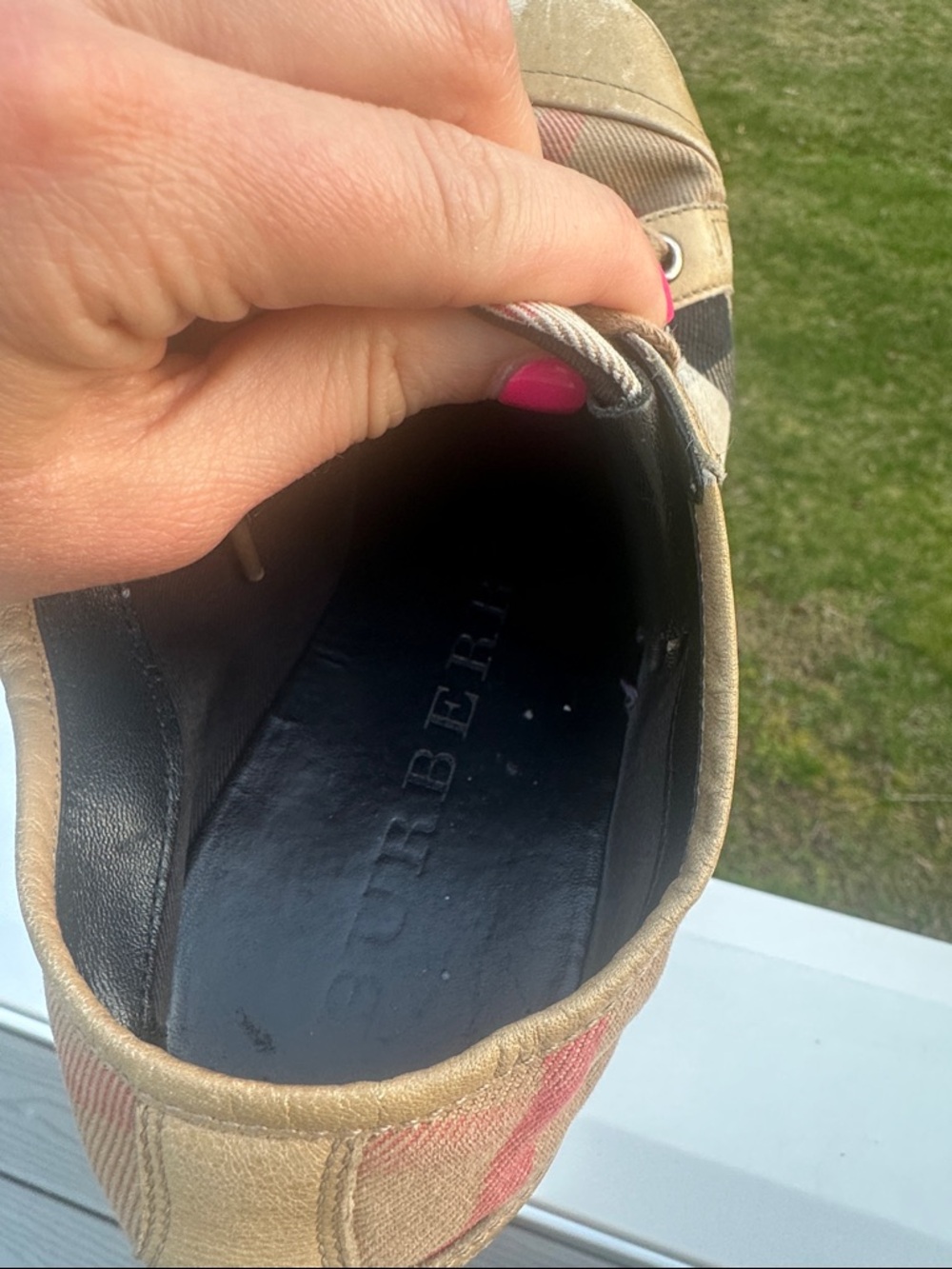Burberry Vintage House Check Pattern Sneakers - Picture 11 of 16